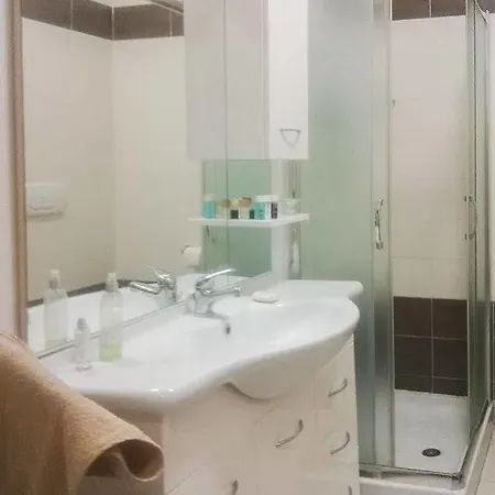 Parri, By Short Holidays