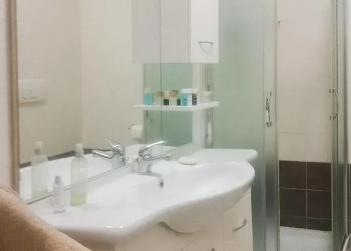 Parri, By Short Holidays